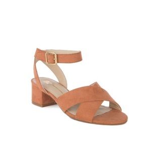 Smell the roses v- suede sandals